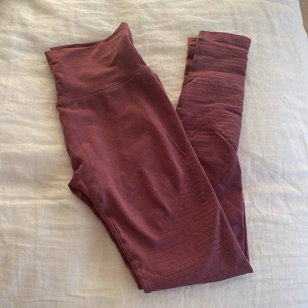 Alphalete Legging